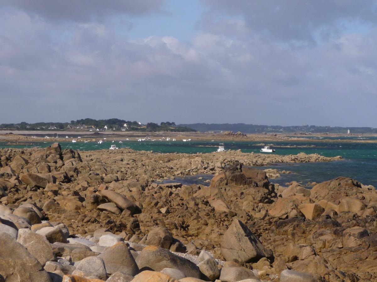 Bretagne Chambre D'Hotes Suite 53M2 Et Caravane Vintage Avec Cuisine Et Salle De Bains Privees Brittany B&B 53M2 Suite And Vintage Caravan Glamping With Private Kitchen And Bathroom Pleumeur-Gautier ภายนอก รูปภาพ
