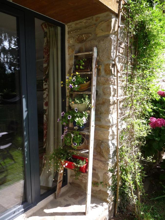 Bretagne Chambre D'Hotes Suite 53M2 Et Caravane Vintage Avec Cuisine Et Salle De Bains Privees Brittany B&B 53M2 Suite And Vintage Caravan Glamping With Private Kitchen And Bathroom Pleumeur-Gautier ภายนอก รูปภาพ